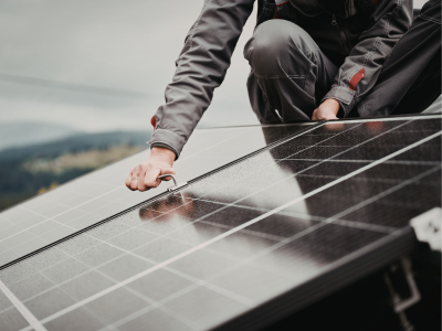 How to Maintain Your Inverter and Solar System Before Peak Winter